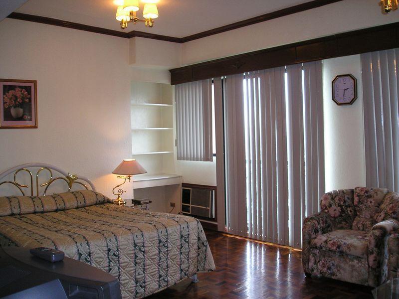 Citadel Inn Makati Makati City Esterno foto