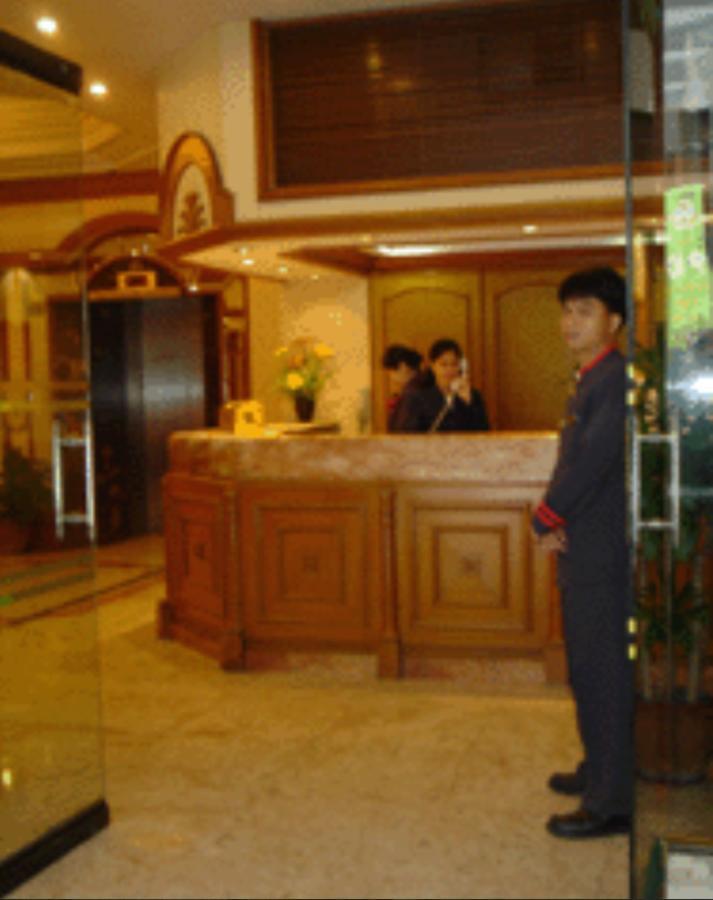 Citadel Inn Makati Makati City Esterno foto